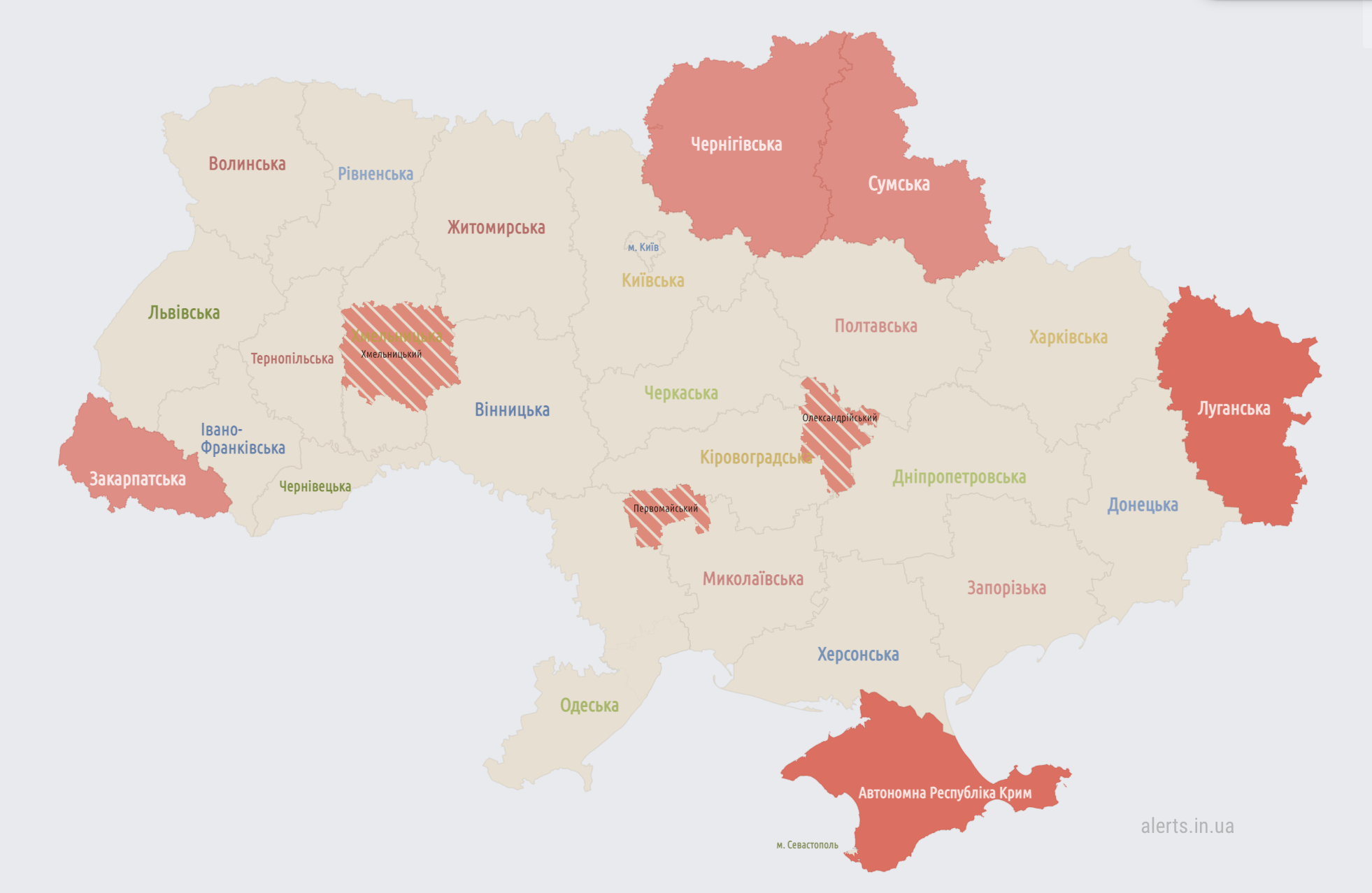 По всій Україні оголошена тривога, росіяни підняли в повітря МіГ (відбій)